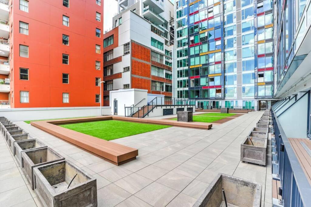 City Zen - Patio & Pool โอ๊คแลนด์ ภายนอก รูปภาพ
